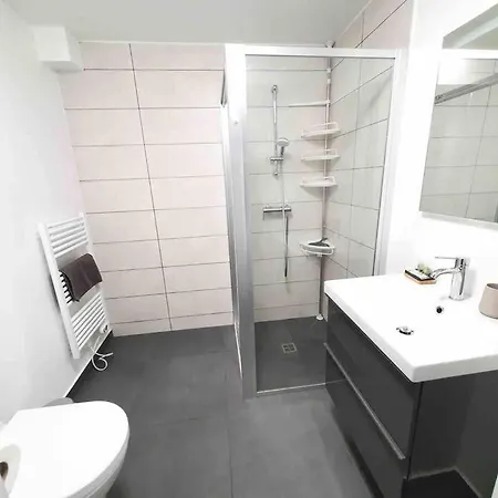 L'eiffel - Self Checking, 20min From Paris * Drancy